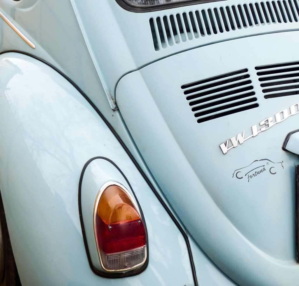 冬キャンプで車のエンジンを暖房として活用する方法は？