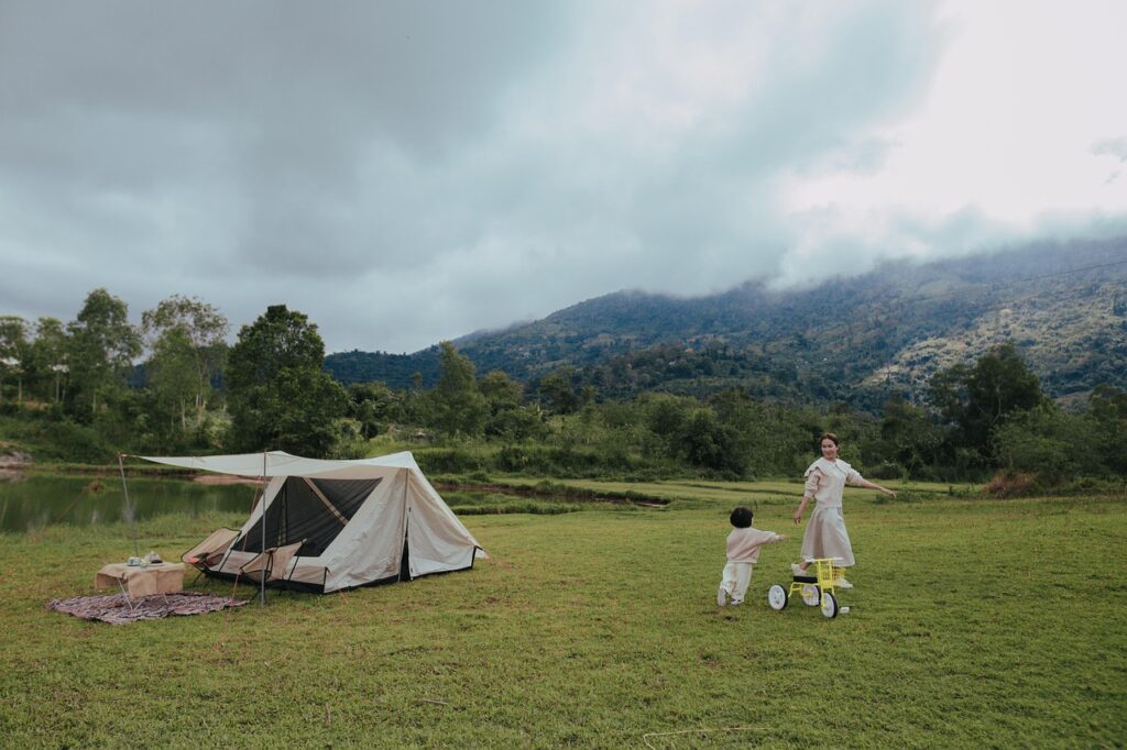 冬キャンプでコットの断熱対策はどうすればいい？