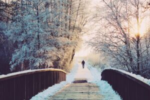 冬キャンプでの湯たんぽは何時に入れるのがベスト？